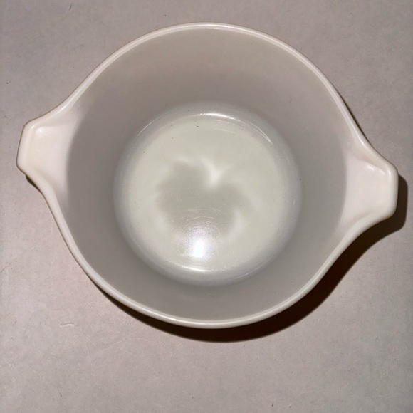 Pyrex Gold Butterfly Pattern 1 Qt. casserole - Picture 3 of 6